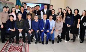 Подробнее о статье Студенты группы ЦТ-314 приняли участие в закрытии выставки «Археологические находки Семипалатинского региона»