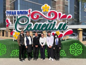 Read more about the article СИБ-422к тобының студенттері «8 минут кітап оқу» әлеуметтік жобасы аясында өткен тимбилдингке қатысты