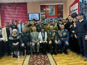 Read more about the article Семейде Әлия Молдағұлованың туған жерінен әкелінген капсула музей қорына табысталды