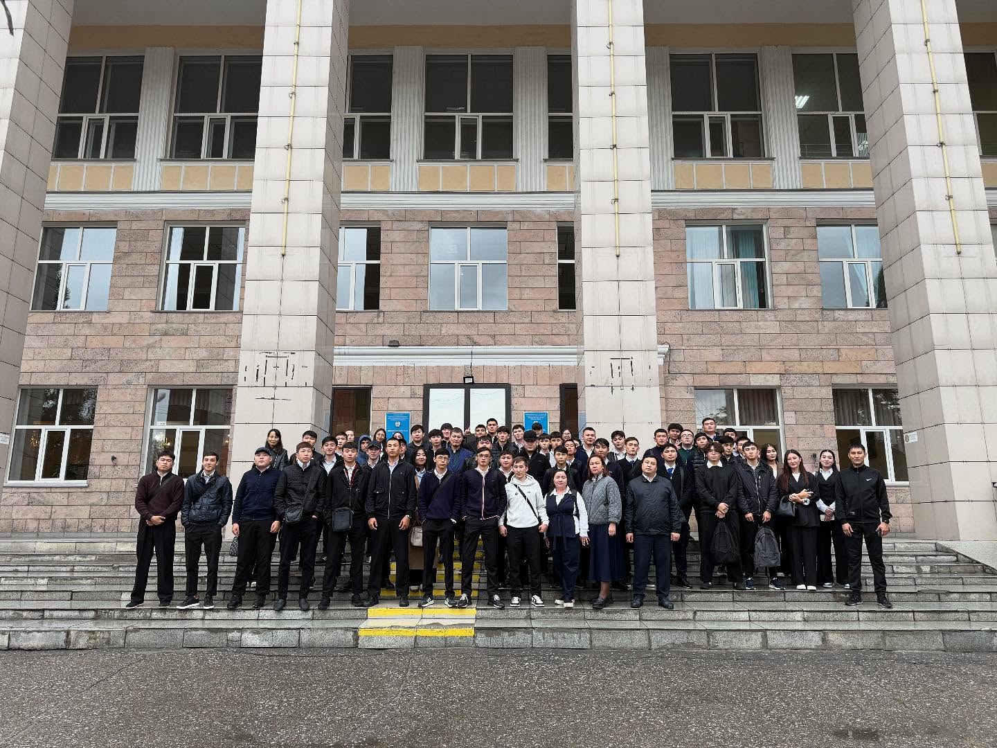 Подробнее о статье День семьи: преподаватели и студенты отметили праздник единства и ценностей