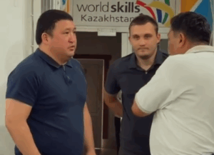 Read more about the article «Ауыл» партиясы өкілдері Электротехника колледжінде