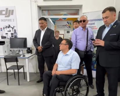 Read more about the article Депутат Т. Серіков Электротехника колледжіне келді