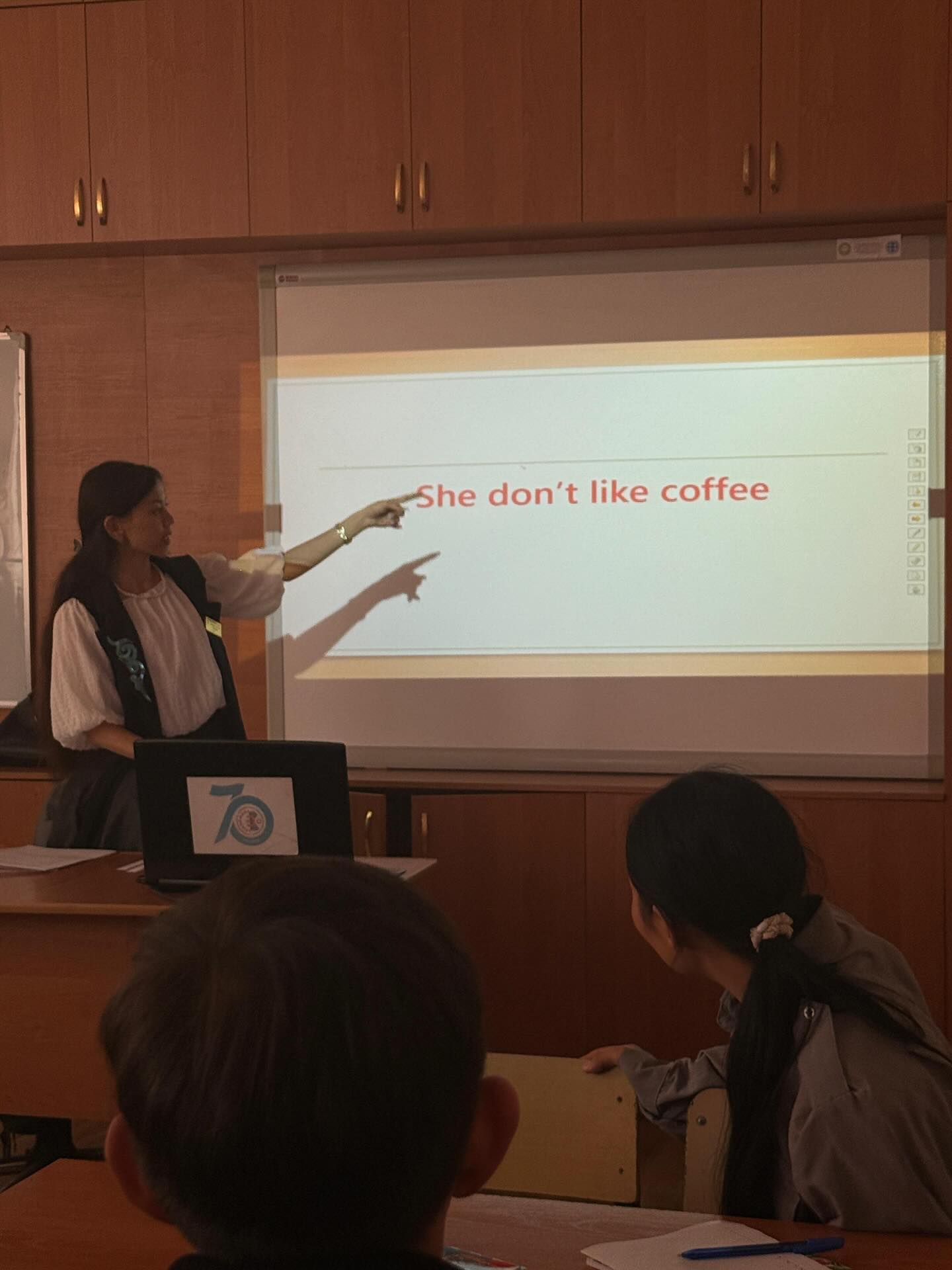 Read more about the article 11 қыркүйек 2025 жылы ағылшын тілінің мұғалімі   Калыкенова С.К. тілдер апталығы аясында «Language quest» интеллектуалды ойынын өткізді.