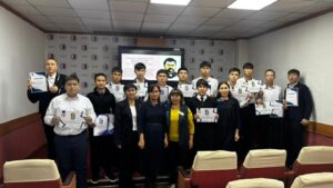 Read more about the article 2025 жылдың 12 қыркүйегінде «5 қыркүйек – Қазақстан халқы тілдерінің күніне» арналған апталық аясында өткен эссе жазу байқауы мен мәнерлеп оқу сайысының қорытындысы шығарылып, қатысушылар дипломдар мен сертификаттармен марапатталды.