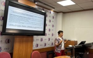 Подробнее о статье 16 сентября специалист библиотеки имени Абая провел экспресс-трибуну для студентов 1 курса Электротехнического колледжа на тему «Послание Президента: стратегия и цели».