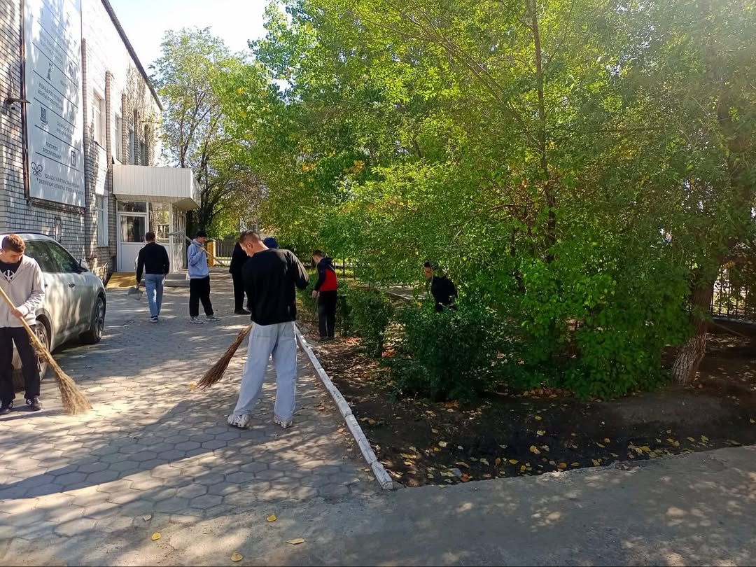 Подробнее о статье Студенты Электротехнического колледжа активно приняли участие в республиканской акции «Чистый Казахстан».